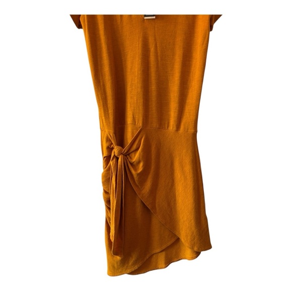 MONROW SUPERSOFT SHORT SLEEVE V DRESS WITH TIE Women’s Size M Mustard - Picture 4 of 10